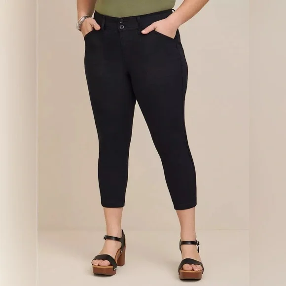 NWT TORRID Crop Aviator Skinny Stretch Twill Mid-Rise Black Pant - Picture 2 of 10